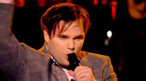 Des chanteurs expérimentés ou novices tentent de séduire le public. Audiences Tv The Voice Gagne Son Match Face A Mongeville Le Parisien