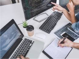 These screenshots from a computer gaming world preview of the game provide an interesting snapshot of ultima vii in a formative state. Angajatorii Sunt ForÈ›aÈ›i SÄƒ FoloseascÄƒ De Azi Doar Cea Mai RecentÄƒ Versiune Revisal