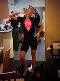 Jessica jessie diggins (born august 26, 1991) is an american cross country skier from afton, minnesota. Jessie Diggins On Twitter Sexy Training Time Sadzarue Rocking The Summer Onesie Like A Boss Http T Co 3mgefhhzj1