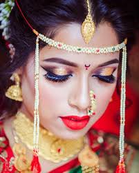 Pakistani bridals indian wedding makeup indian brides with smaile tajmah vector design of indian couple in wedding indian bride makeup indian bridal indan bridal imdian wedding designs indian lbride. Bridal Makeup Looks Which Rocked The 2018 Indian Wedding Season Bridal Mehendi And Makeup Wedding Blog
