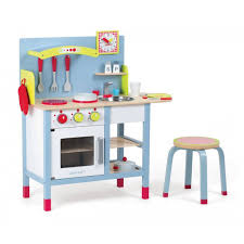 Des tiroirs casserolier cuisine ikea, des armoires de cuisine ikea faktum étagères + tiroirs et des portes meubles ikea ringhult blancs. Cuisine Jouet