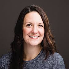 Lizette Munoz's Instagram, Twitter & Facebook