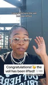 Dennis Peavy's Instagram, Twitter & Facebook