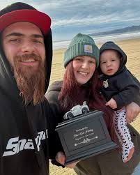 FLAT LELAND 🧑🏻‍🦲 (@life_with_leland_) • Instagram photos and videos