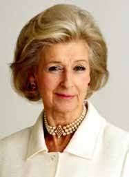 Lucille Grossman's Instagram, Twitter & Facebook