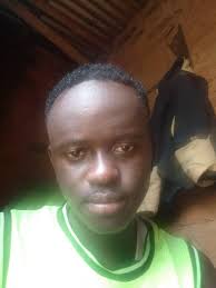 CHRISTMAS: Vaa ni ene nthi maendee kutania sikuku ya Christmas nthini wa  beach ya ene nthi ya Jomo Kenyatta Public Beach musyini wa Mombasa, umunthi.