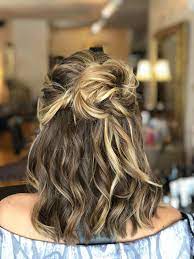 Prom Hair Half Up Half Down Curl Homecoming Bun Weddinghairstyleshalfuphalfdown Prom Hairstyles For Short Hair Half Up Half Down Hair Prom Half Up Hair