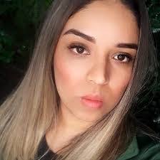 Carla Pedraza's Instagram, Twitter & Facebook