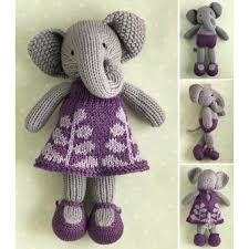 I have a lot of amigurummi toys with free patterns before, and i would love to crochet some of these lovelies for them to cuddle up and decorate their room. 15 Knitted Toys For Kids