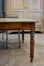 Esstisch Aus Holz Mit Patina Antike Mobel Interieur Dresden Eyecatcher Esstisch Holz Antiker Esstisch Esstisch