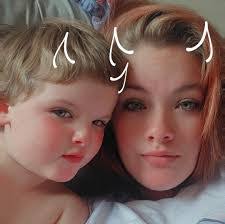 Sheena Mcgraw's Instagram, Twitter & Facebook