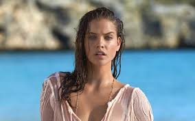 Hottest women in the world. Top 20 Sexiest Women In The World 2021 Wonderslist