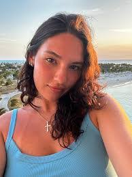 Kelsey Flick's Instagram, Twitter & Facebook