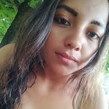 Anna Benites's Instagram, Twitter & Facebook