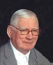 Kenneth Albertson's Instagram, Twitter & Facebook