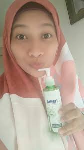 There is no doubt of its effectiveness in clearing up pimples and acne. Aiken Tea Tree Oil Cleanser Make Up Remover Reviews