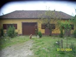 Casă 80mp, cu dependinţe, necesită renovare, teren 400mp, zona liniştită, la 50 minute de centru (30 până în rahova şi 20 până la unirii). Case De Vanzare Din JudeÈ›ul Arad Case Ieftine Vile De Vanzare