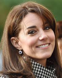 Yasemin Karapinar Kurt Adli Kullanicinin 2 Kate Middleton Panosundaki Pin