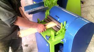 The manual (or) semi mechanical extraction of banana fiber was tedious, time consuming, and caused damage to the fiber. Banana Fibre Extraction Machine Pragatisheel Engineering Dewas M P Youtube