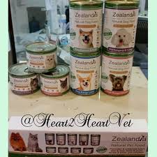 Healthy Pet Living Means Choosing The Right Food Let Your Pet Try Zealandia Pet Canned Food Heart2heart Vet L Natural Dog Food Food Animals Dog Food Recipes