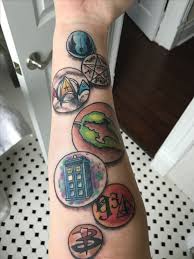 Star trek tattoo | star trek tattoo, movie tattoo, tattoos. Mein Eigenes Fandom Tattoo Star Wars Supernatural Star Trek Firefly Doktor W Your Pinterest Likes Dokt Fandom Tattoos Nerdy Tattoos Nerd Tattoo