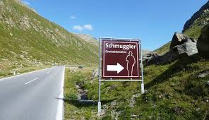 If you drive along the timmelsjoch high alpine road, the highest pass of the eastern alps, you can enjoy a majestic view of the ötztal alps. Timmel Transit Passo Del Rombo Experience South Tyrol Alto Adige Bolzano
