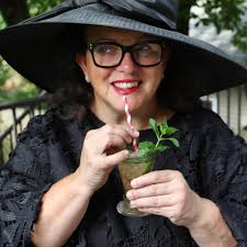 From dough to golden perfection — here's how we make our award-winning  Garlic Naan. 🧄🔥 Crafted by hand, cooked in the tandoor, and packed with  bold, buttery flavor. There's a reason it's