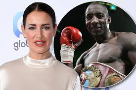 Kirsty jane gallacher, more popularly known as kristy gallacher, is a famous british tv presenter. Kirsty Gallacher Dating Ex Boxer Johnny Nelson After Sparking Up Romance At Sky Sports Aktuelle Boulevard Nachrichten Und Fotogalerien Zu Stars Sternchen