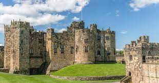 In the battle, which occurred on 13 november 1093, malcolm iii of scotland, later known as malcolm canmore, was killed together with his son edward by an army of knights led by robert de mowbray. Alnwick Castle Northumberland Coast Borders Rabbie S