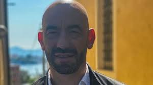 May 24, 2021 · il virolo matteo bassetti con i capelli. Matteo Bassetti Si Sbottona Sulla Sua Vita Privata La Confessione In Tv
