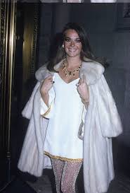 Portrait Of Natalie Wood Circa 1970 New York Natalie Wood Wood Fashion Fashion