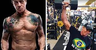 Sylvester stallone will endlich sein image loswerden. Sylvester Stallone Mit 71 Jahren Immer Noch In Topform Gannikus De