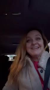 Quelques jours avant la fête des mères et la fêtes de pères, je vous  ressors ça pour vous rappeler que vous n'êtes pas obligés de leur souhaiter  ;)