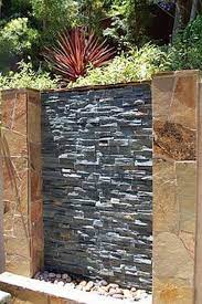 This diy water wall is very easy to make with just a few simple materials. Gorgeous 30 Diy Outdoor Water Wall Http Gardenmagz Com 30 Diy Outdoor Water Wall Water Feature Wall Water Walls Water Features