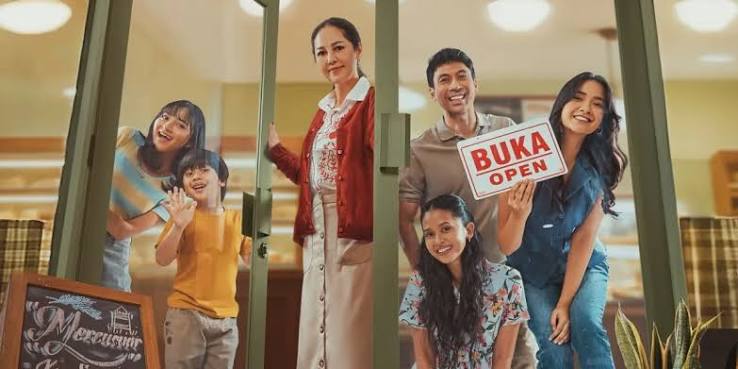Review 'SENIN HARGA NAIK', Kuda Hitam Film Lebaran 2026 - KapanLagi.com