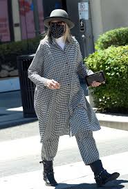 Diane keaton is a renowned american actress and an occasional singer. Diane Keaton Running Errands In La About Her