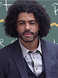 Wonder Auggie Saying Goodbye to Daisy