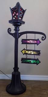 Gemmy 4 Foot Halloween Lamp Post Lantern Light Signs Prop Decoration Lamppost Gemmy