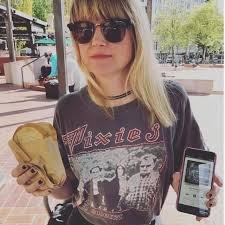 Beth Navarro (@bethnavarro) • Threads, Say more