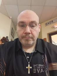 Hi everyone.Chris 43,single and searching for