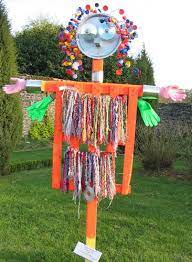 epouvantail epouvantail de jardin epouvantail projets d art recycle