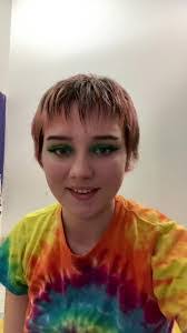 Kizzy Thomas's Instagram, Twitter & Facebook