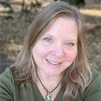 Stephanie Auslander's Instagram, Twitter & Facebook