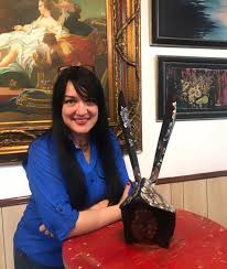 La magia está a punto de suceder! ✨ El próximo 26 de julio será la  inauguración de nuestra exposición de arte en colaboración con más de 100  artistas guatemaltecos que han estado