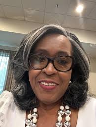 Happy Birthday 🎊🎈🎉🎂🎁 Regina Lee Gardin