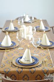 Tip junkie has 32 place card ideas including over table settings all with pictured tutorials to learn or how to make. 14 Thanksgiving Easy Place Cards To Make Tip Junkie