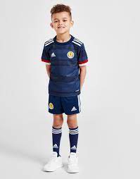 Vintage scotland shirts authentic classic scotland kit a selection of original retro scotland football shirts that includes vintage home, away and training kits and jackets. Adidas Scotland 2020 Home Kit Kleinkinder Blau Jd Sports Osterreich