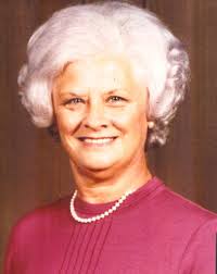 Helen Hollo Obituary