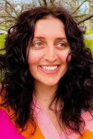 Nancy Bello's Instagram, Twitter & Facebook