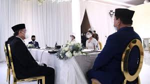 Namun agar tidak membosankan, biasanya diselingi lagu yang dibawakan oleh penyanyi saat resepsi lagu pernikahan islami ini menggambarkan suatu hari yang sangat berbahagia yang akan selalu dikenang. Menerka Jokowi Prabowo Di Pernikahan Atta Aurel Pinterpolitik Com